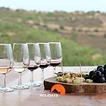 Appartement #035 2Br Oura Village Pool & Prime Location