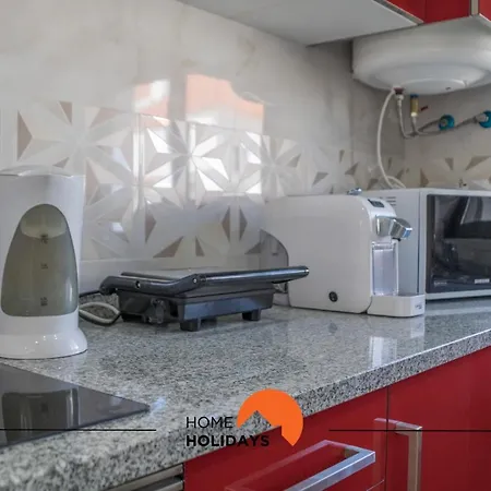 #035 T2 Oura Village By Holidays شقة البوفيرا