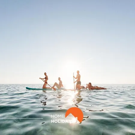 #035 T2 Oura Village By Holidays *