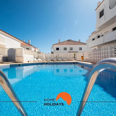 #035 T2 Oura Village By Holidays شقة *