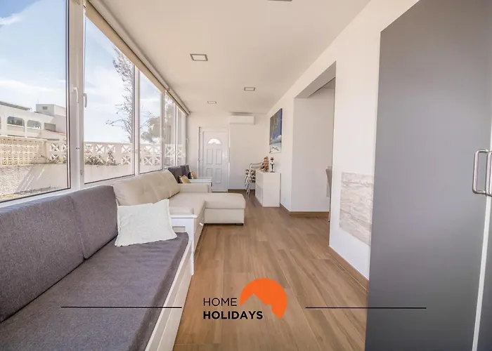 #035 T2 Oura Village By Holidays Appartamento *